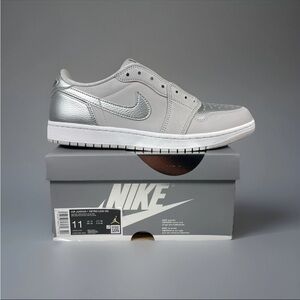 Nike Air Jordan 1 Retro Low OG Shoes Gray Metallic Silver CZ0790-002 Men's 11